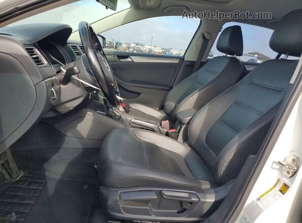 3VWDB7AJXHM255546 2017 VOLKSWAGEN JETTA White წინა პანელის ხედი