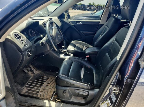 WVGBV7AX2GW576299 2016 VOLKSWAGEN TIGUAN Синий Вид панели приборов