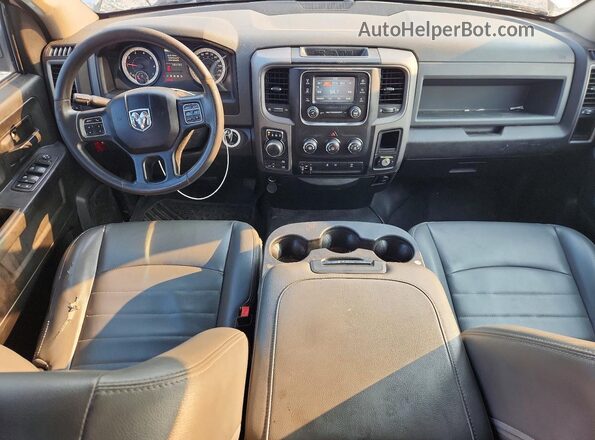 1C6RR7FT8KS677125 2019 RAM 1500 White Widok zestawu wskaźników