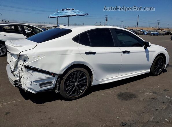 4T1DAACK0SU150084 2025 TOYOTA CAMRY White წინა მარჯვენა