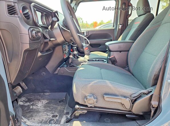 1C4PJXFN2TW165587 2026 JEEP WRANGLER Gray Vista del salpicadero