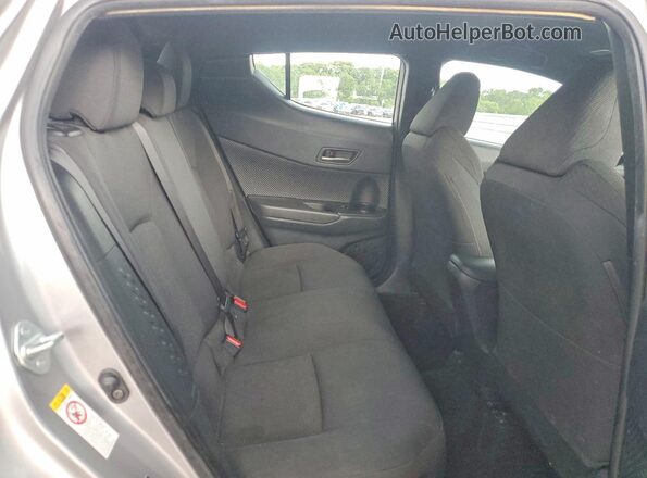 NMTKHMBX7JR043931 2018 TOYOTA C-HR Silver Widok komory silnika