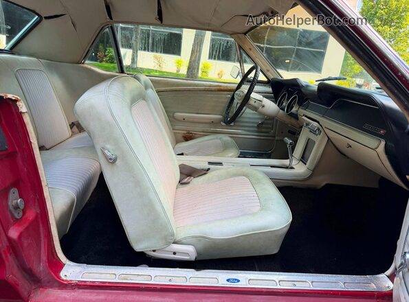 8R01C104290 1968 FORD MUSTANG Red Vista trasera