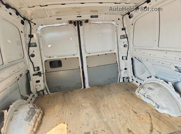 WD3PG2EA7K3590927 2019 MERCEDES-BENZ METRIS White Widok wnętrza z tyłu