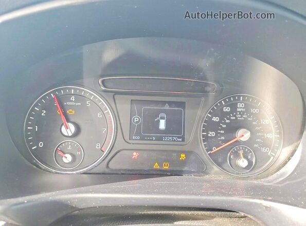 5XYPG4A36HG235745 2017 KIA SORENTO White Հետևի նստատեղերի տեսք