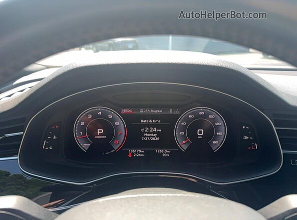 WA1AVAF10KD018936 2019 AUDI Q8 Gray Սարքավորումների վահանակի տեսք