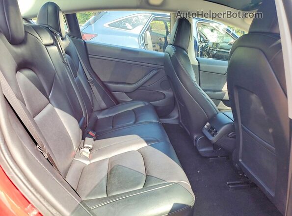 5YJ3E1EB4NF285776 2022 TESLA MODEL 3 Красный Вид задней части салона