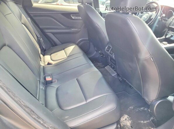 SADCJ2BN0HA092722 2017 JAGUAR F-PACE White Widok wnętrza z przodu