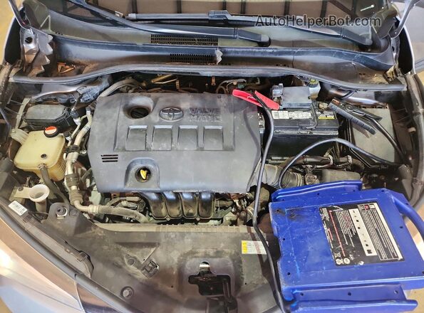 NMTKHMBX6JR001136 2018 TOYOTA C-HR Silver Widok komory silnika