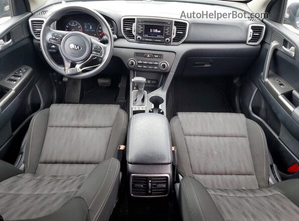 KNDPMCAC5H7117637 2017 KIA SPORTAGE Blue Вид щитка приладів