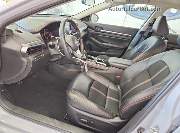1N4BL4CV9SN359387 2025 NISSAN ALTIMA Gray წინა პანელის ხედი