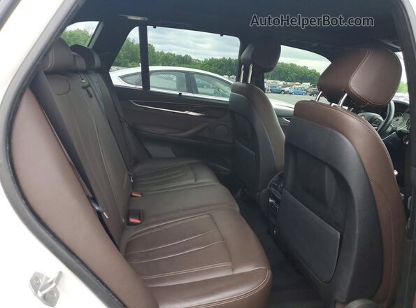 5UXKT0C32H0V95501 2017 BMW X5 White Вид підкапотного простору