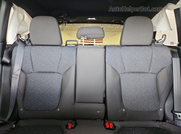 4S4SLDB66T3031521 2026 SUBARU FORESTER Green Вид задньої частини салону