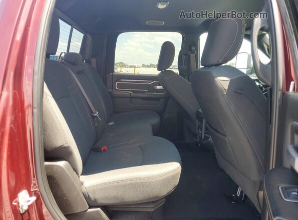 3C6UR5DL6MG510533 2021 RAM 2500 Burgundy Widok wnętrza z tyłu