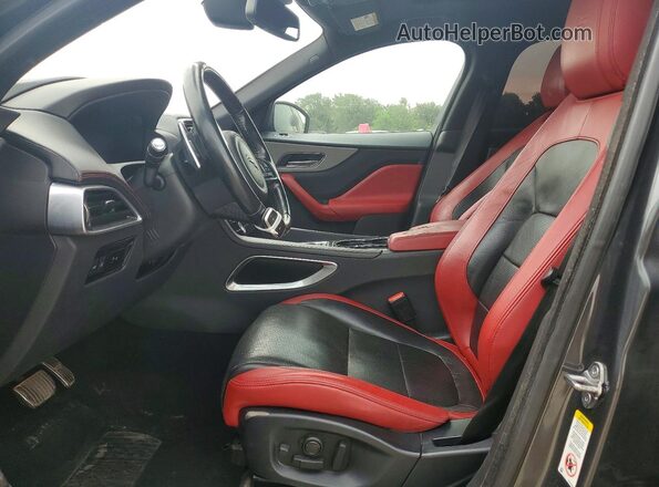 SADCM2BV6HA498253 2017 JAGUAR F-PACE Gray Vista del salpicadero
