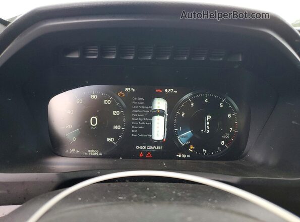 YV4A22PK0J1190327 2018 VOLVO XC90 White Vista de los asientos traseros
