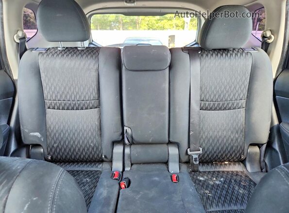 KNMAT2MT2JP538218 2018 NISSAN ROGUE Серебряный Вид задней части салона