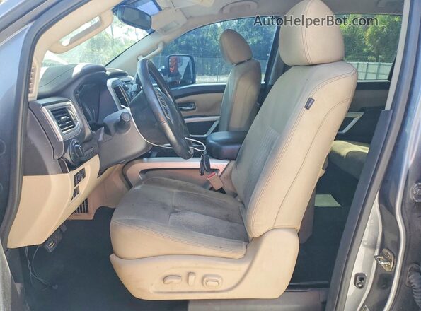 1N6BA1F40JN551214 2018 NISSAN TITAN Black Dashboard view