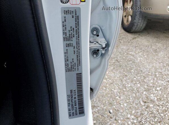 1C6SRFJP9TN281968 2026 RAM 1500 White Widok naklejki z numerem VIN