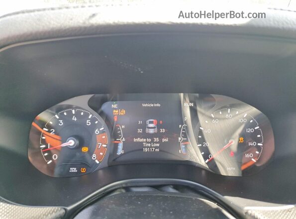 3C4NJDCN4TT188174 2026 JEEP COMPASS Silver Instrument cluster view