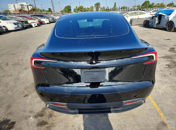 5YJ3E1EA3SF980608 2025 TESLA MODEL Black Front interior view