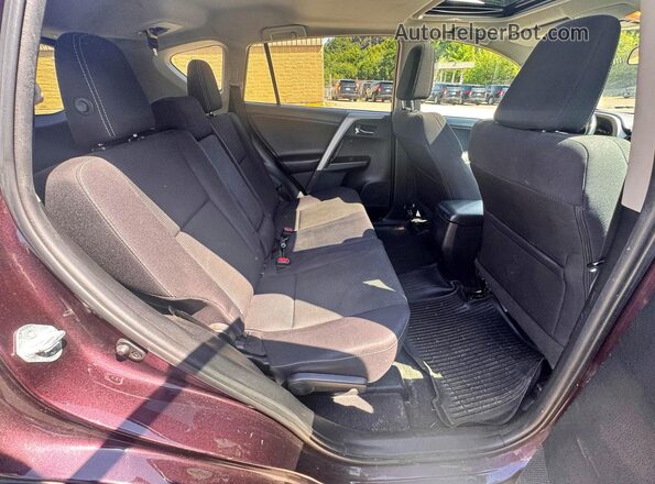 2T3RFREV5HW659357 2017 TOYOTA RAV4 Бордовый Вид спереди