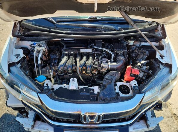 3HGGK5H61JM700253 2018 HONDA FIT White Вид підкапотного простору