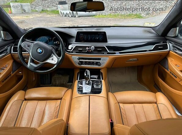 WBA7F2C31HG422888 2017 BMW 7 SERIES Blue Vista interior delantera
