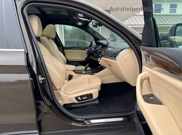 5UXTR9C59JLC75432 2018 BMW X3 Gray Rear view