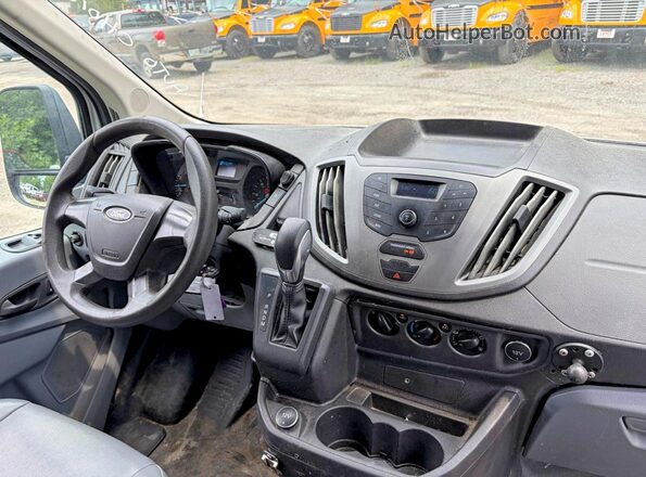 1FTYE2CM6JKA92817 2018 FORD TRANSIT Белый Вид щитка приборов