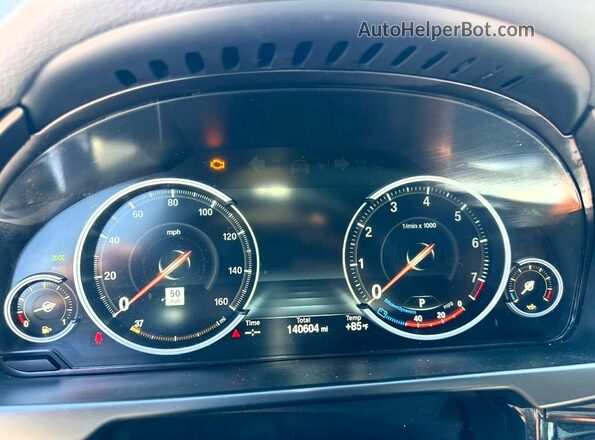 5UXKU6C59J0W38979 2018 BMW X6 White Rear view