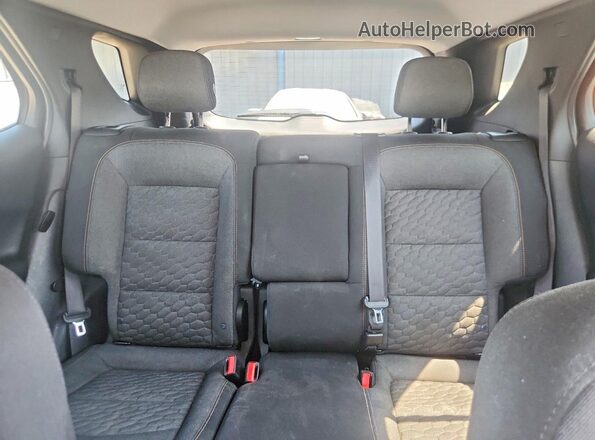 3GNAXKEVXKS571904 2019 CHEVROLET EQUINOX Silver Rear interior view