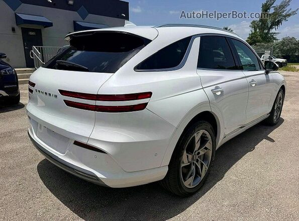 5NMMCET15SH005210 2025 GENESIS G70 White Առջևի աջ