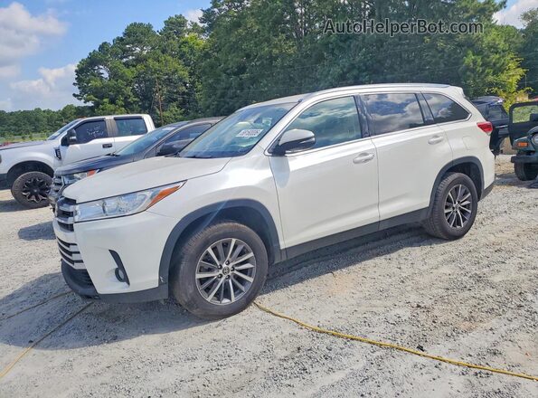 5TDKZRFHXKS561497 2019 TOYOTA HIGHLANDER White Задня ліва чверть