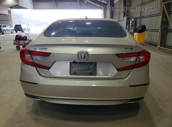 1HGCV1F13JA123924 2018 HONDA ACCORD Золотой Вид салона спереди