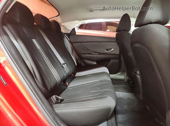 5NPLM4AG7MH000896 2021 HYUNDAI ELANTRA Red Rear interior view