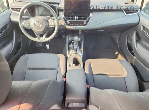 5YFB4MDE7TP406703 2026 TOYOTA COROLLA Silver Widok zestawu wskaźników