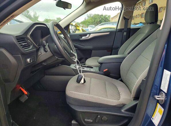 1FMCU0G66LUC32803 2020 FORD ESCAPE Синий Вид панели приборов