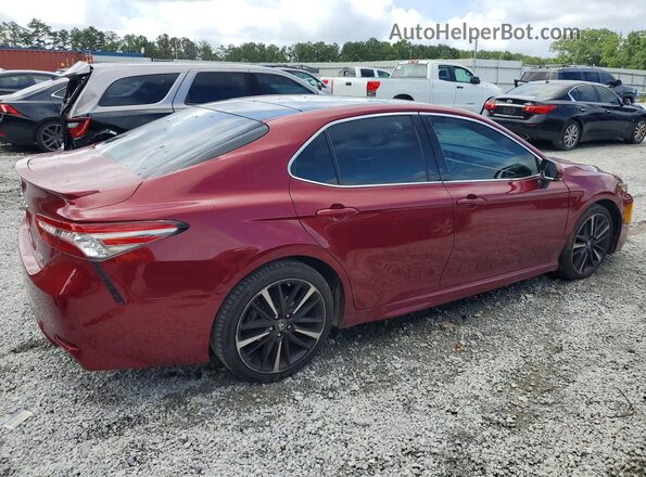 4T1B61HK9JU567316 2018 TOYOTA CAMRY Красный Передняя правая четверть