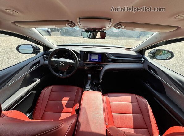 4T1DAACK3SU022986 2025 TOYOTA CAMRY Gray ხელსაწყოთა პანელის ხედი