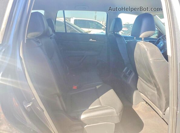 1V2UR2CA1KC540819 2019 VOLKSWAGEN ATLAS Gray Widok komory silnika