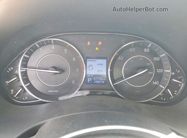 JN8AY2NE0H9700920 2017 NISSAN ARMADA White Հետևի նստատեղերի տեսք