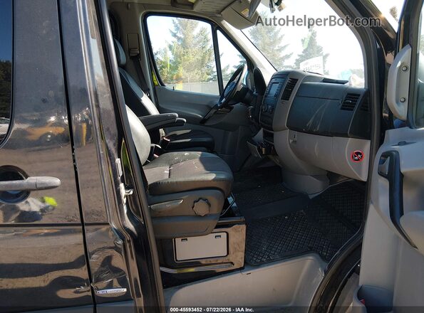 8BTPE7CD4GE129047 2016 MERCEDES-BENZ SPRINTER Black წინა სალონის ხედი