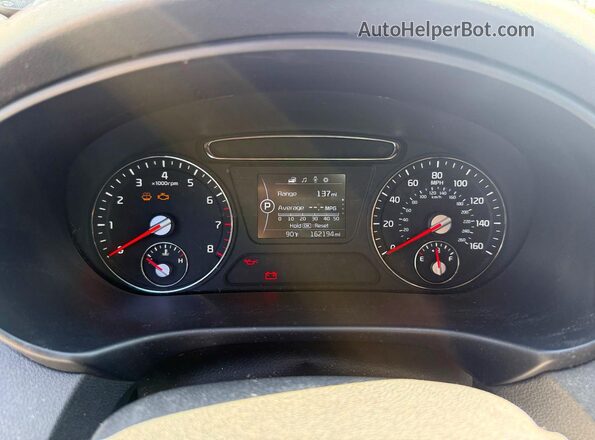 5XYPGDA33HG329369 2017 KIA SORENTO Белый Вид щитка приборов