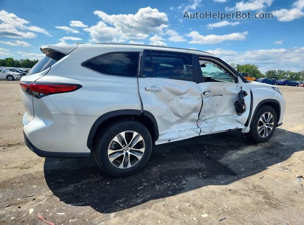 5TDKDRAH4PS008664 2023 TOYOTA HIGHLANDER White წინა მარჯვენა