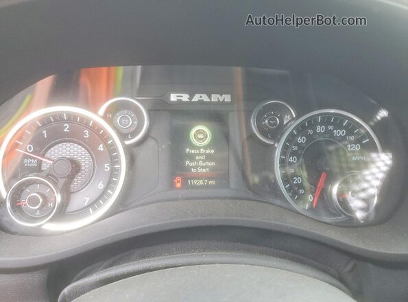 3C6UR5CJ9RG153243 2024 RAM 2500 Gray Widok tylnych siedzeń
