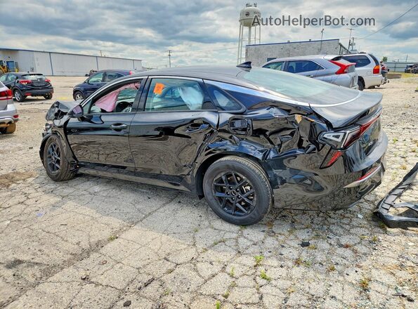 KNAG24J77T5457887 2026 KIA K5 Black Tył prawy