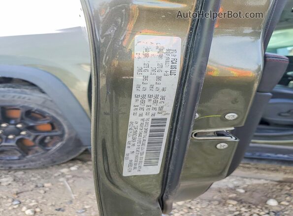 1C4PJMBX5KD169410 2019 JEEP CHEROKEE Green Սալոնի 360 աստիճան տեսք
