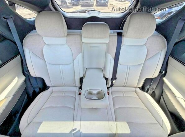 5NMMCET15SH005210 2025 GENESIS G70 White Սալոնի հետևի տեսք