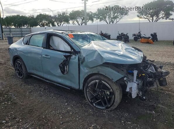 3KPFW4DE3SE156517 2025 KIA K4 Green Front view